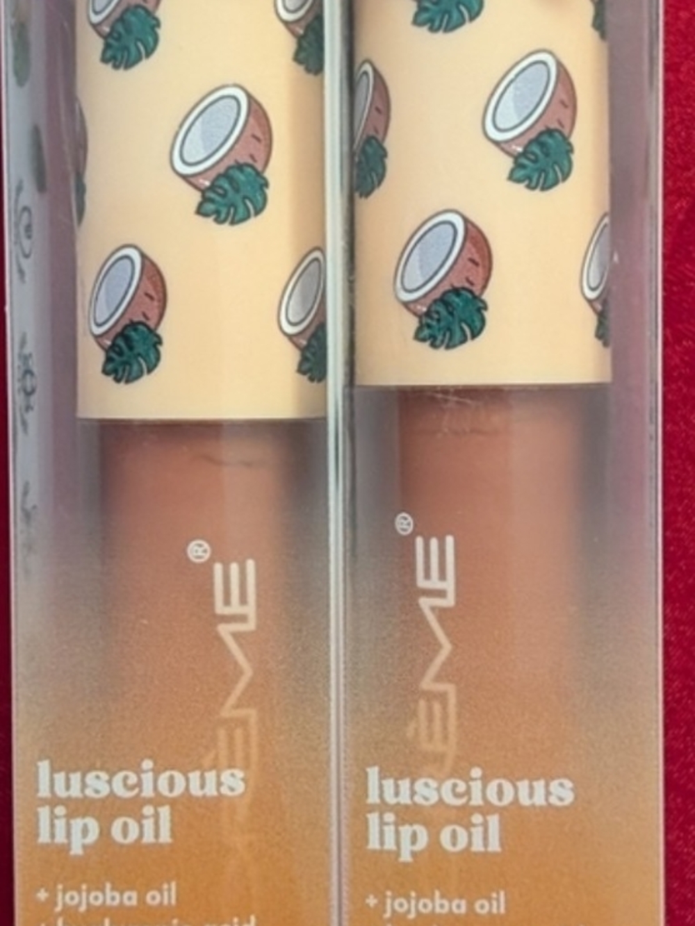 3 - The Crème Shop Lavender Wipes, Coconut Jelly Lip Oil And Creme Makeup Bag - Picture 3 of 3